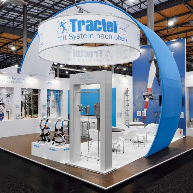 Tractel Greifzug Messestand von Blickfang Messebau