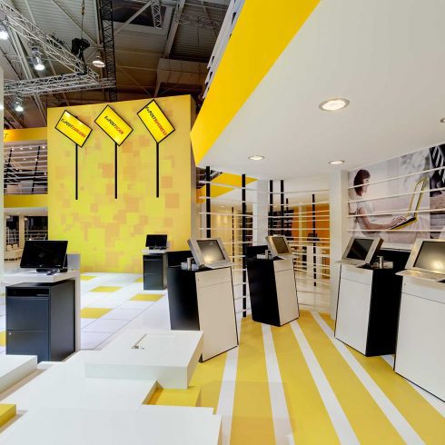 Messestand: Deutsche Post AG - Messe: CeBit - Messestandort: Hannover - Standfläche: 405m² + 240m² - Standtyp: Doppelstock