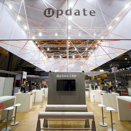 Update CRM Expo Stuttgart Messestand von Blickfang Messebau 3 - Detailaufnahme
