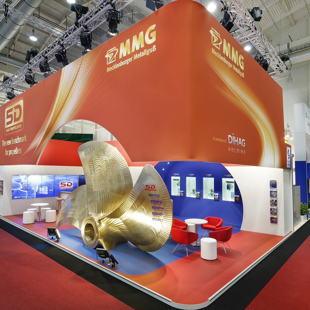 MMG SMM Messestand in Hamburg von Blickfang Messebau MMG SMM Messestand in Hamburg von Blickfang Messebau - Seitenansicht