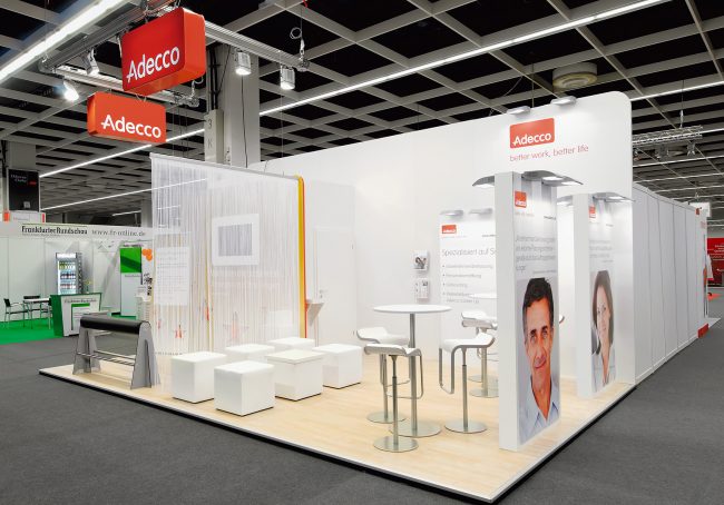 Messestand: Adecco Personaldienstleistungen GmbH - Messe: Zukunft Personal - Messestandort: Köln - Standfläche: 28m² - Standtyp: Kopfstand