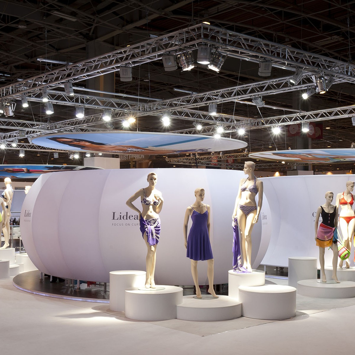 Maryan Melhorn Messestand Mode City Paris Messestand: maryanbeachwear group GmbH - Messe: Mode City - Messestandort: Paris - 231m² - Inselstand