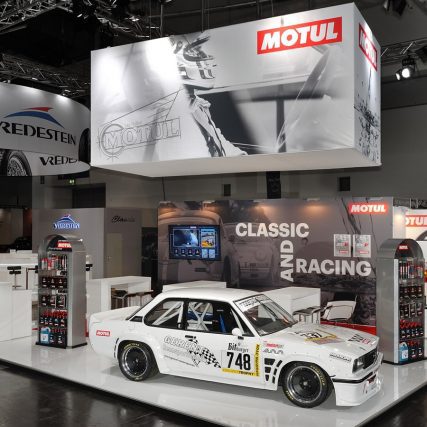 Messestand: MOTUL Deutschland GmbH - Messe: Techno Classica - Messestandort: Essen - 81m² - Kopfstand