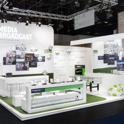 Messestand: Media Broadcast GmbH - Messe: Angacom - Messestandort: Köln - 80m² - Inselstand