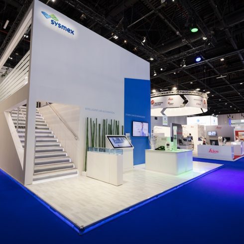Messestand: Sysmex Europe SE - Messe: Medlab - Messestandort: Dubai - 120m² - Inselstand