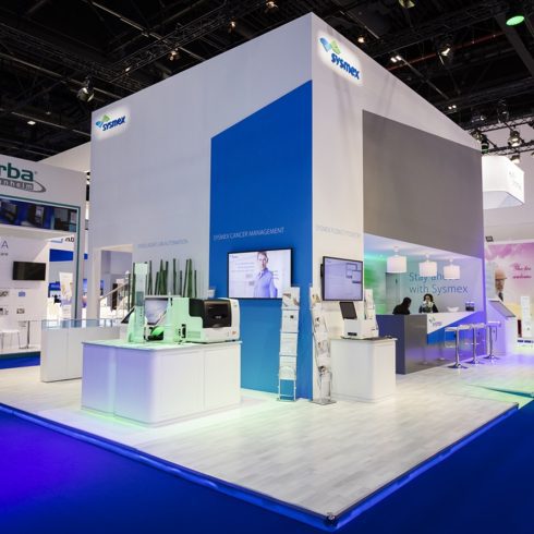 Messestand: Sysmex Europe SE - Messe: Medlab - Messestandort: Dubai - 120m² - Inselstand