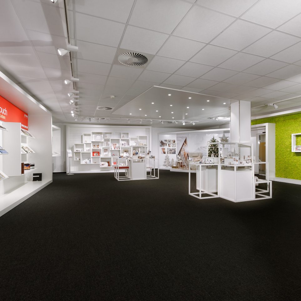 Messestand CEWE Showroom 8 2016 ok