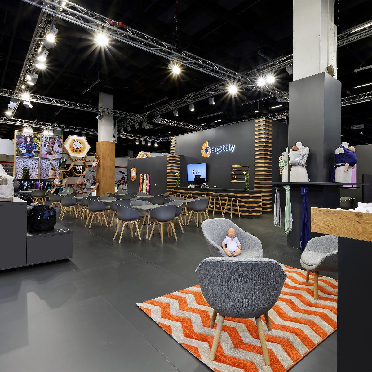 Ergobaby Messestand Beitragsbild Ergobaby Messestand Beitragsbild