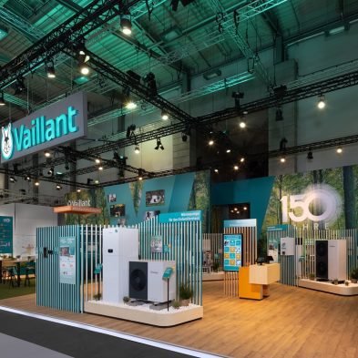 Messestand: Vaillant Deutschland GmbH & Co. KG - Messe: SHK+E Fachmesse für Sanitär, Heizung, Klima und Elektro - Messestandort: Essen - 346m² - Kopfstand
