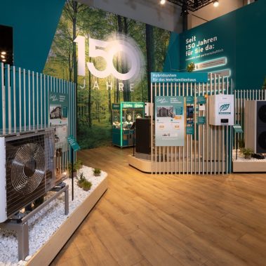 Messestand: Vaillant Deutschland GmbH & Co. KG - Messe: SHK+E Fachmesse für Sanitär, Heizung, Klima und Elektro - Messestandort: Essen - 346m² - Kopfstand