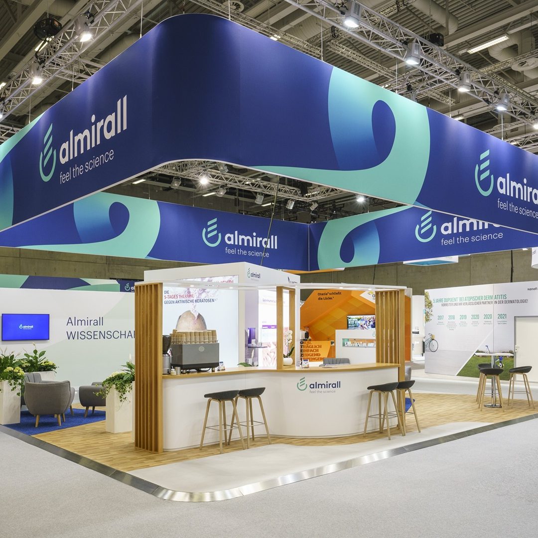 Almirall Messestand DDG Berlin Messestand: Almirall Hermal GmbH - Messe: DDG - Messestandort: Berlin - Standfläche: 80m² + 40m² - Standtyp: Inselstand + Eckstand